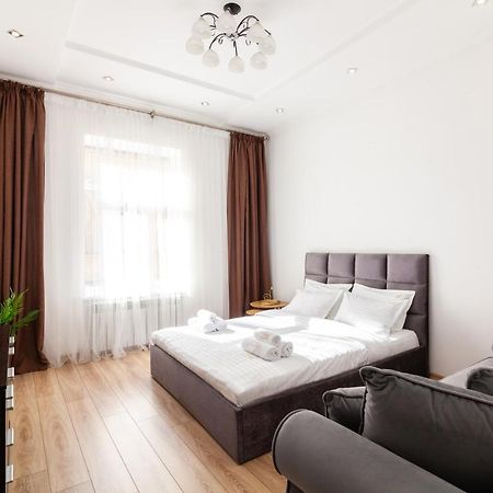 Avangard Liberty Avenue Apartment Lviv Bagian luar foto